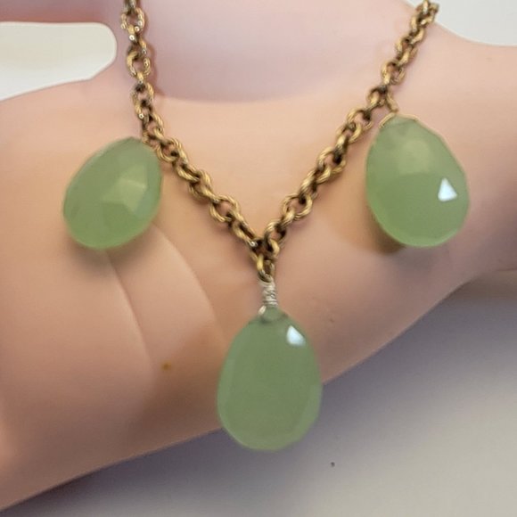 Nashelle Grape Green Faceted Teardrop Quartz Necklace On Gold Filled Link Chain - Picture 2 of 8